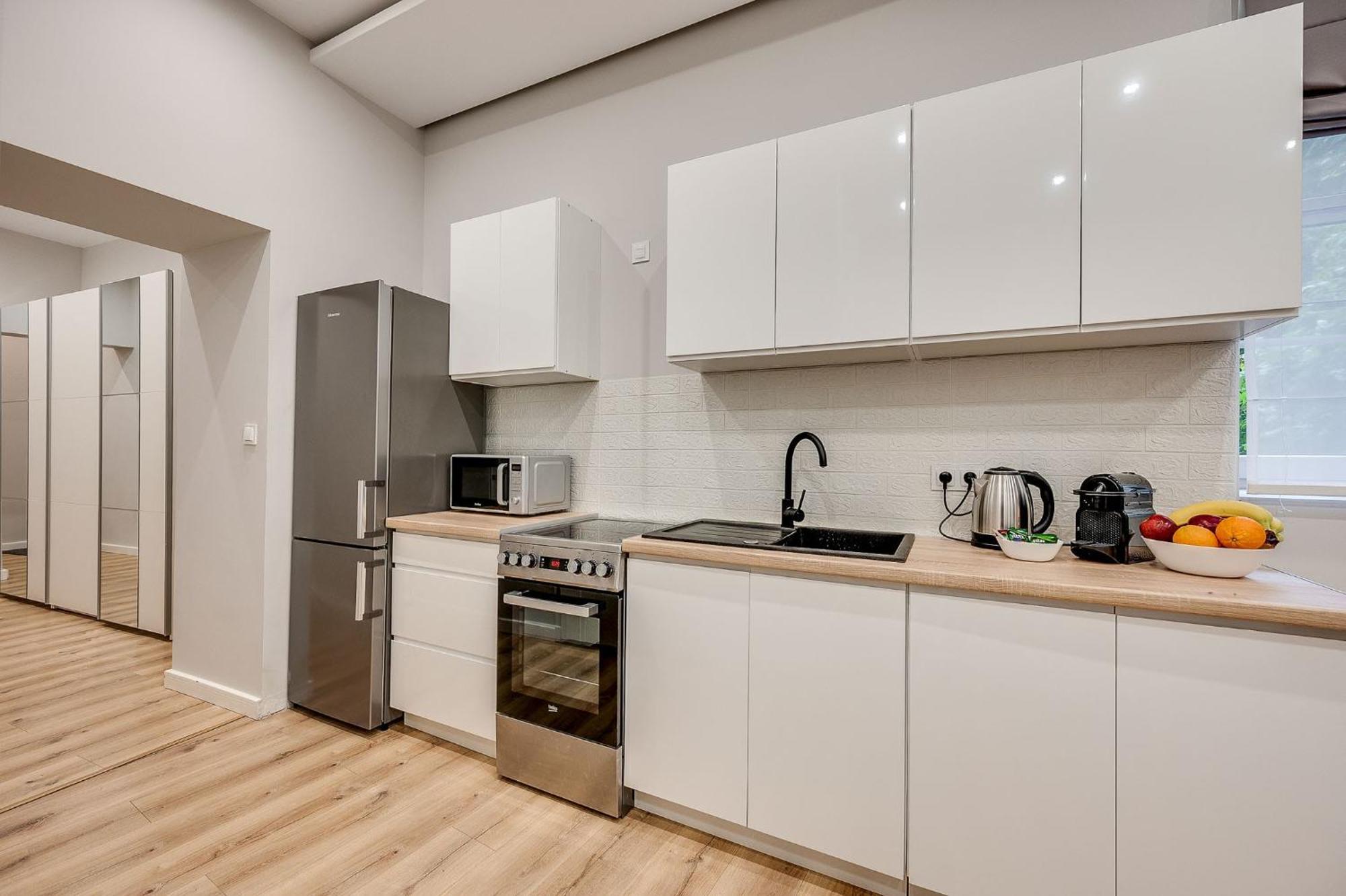 Central Platinum Apartments 29 雷布尼克 外观 照片